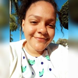 Meet your Posher, Isaura